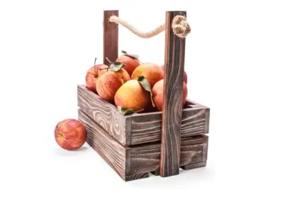 Hvordan kan man bruge trækasser til opbevaring af tøj?